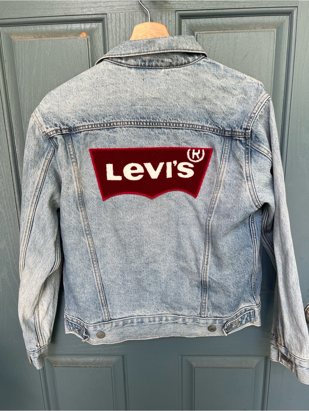 Levi's Women’s Ex-Boyfriend Trucker Denim Jean Jacket